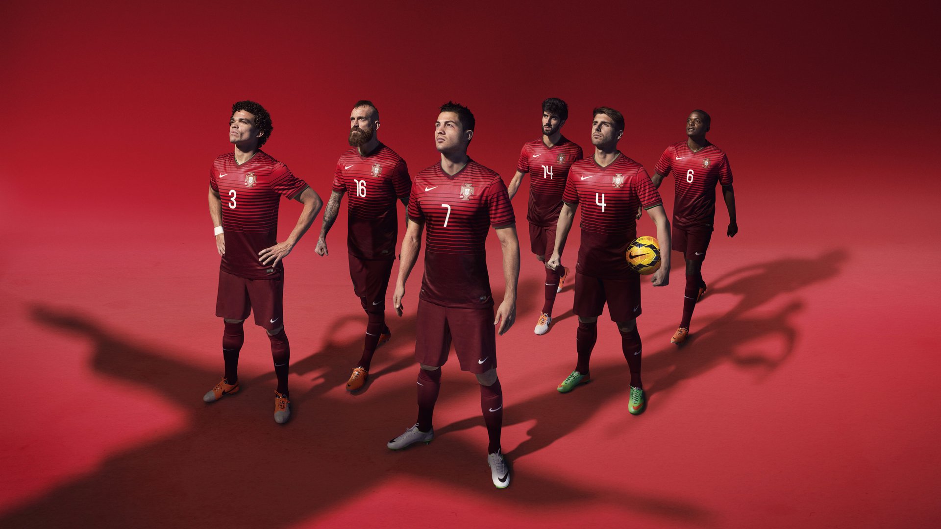 尤文图斯引援成功，中场实力显著提升